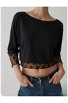 Siyah Dantelli Kayık Yaka Bluz