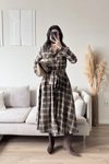 Kahverengi Ekose Desenli Uzun Gömlek Kuşaklı Elbise