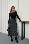 Siyah Ekose Desenli Uzun Kemer Detaylı Etek