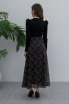Siyah Ekose Desenli Uzun Kruvaze Krep Kemerli Elbise