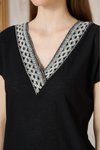 Siyah Beyaz İşlemeli Kısa Kollu Yazlık Bluz
