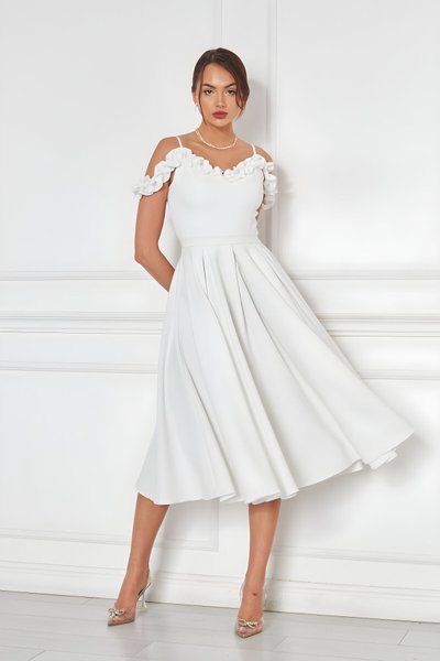 Beyaz Midi Pileli Kloş Fırfır Detaylı Abiye Elbise