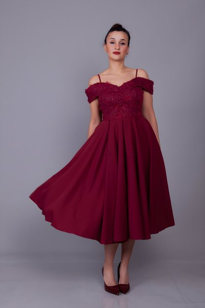 Bordo Çiçekli Midi Kloş Tül Detaylı Abiye Elbise