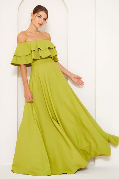 Fıstık Yeşili Uzun Kloş Düşük Omuz Fırfır Yaka Detaylı Abiye Elbise