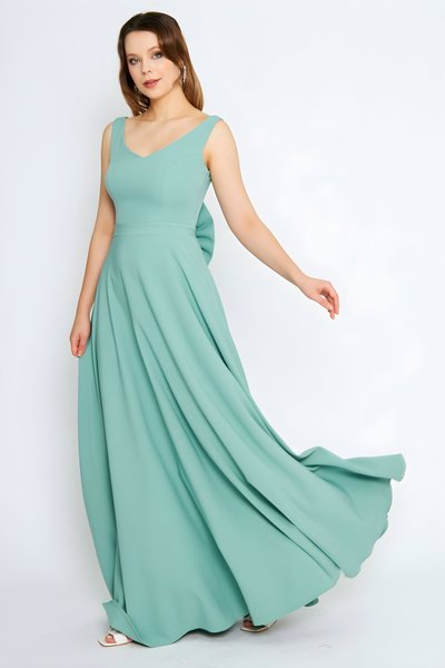 Mint Yeşili Uzun Kloş Sırtı Fiyonklu Abiye Elbise