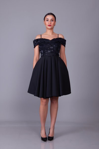 Siyah Çiçekli Midi Kloş Tül Detaylı Abiye Elbise