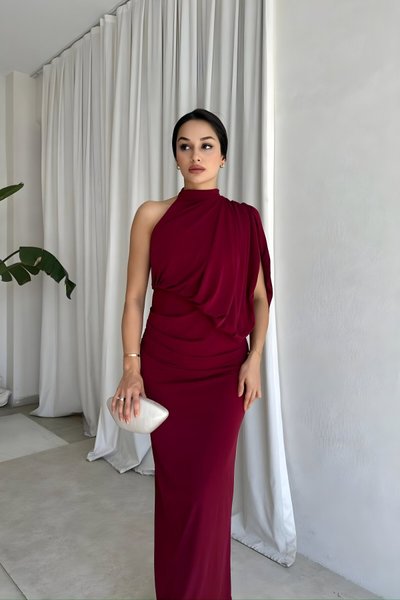 Bordo Uzun Dökümlü Tek Omuzlu Drape Detaylı Abiye Elbise
