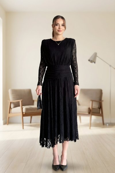 Siyah Uzun Bel Detaylı Dantel Güpürlü Elbise