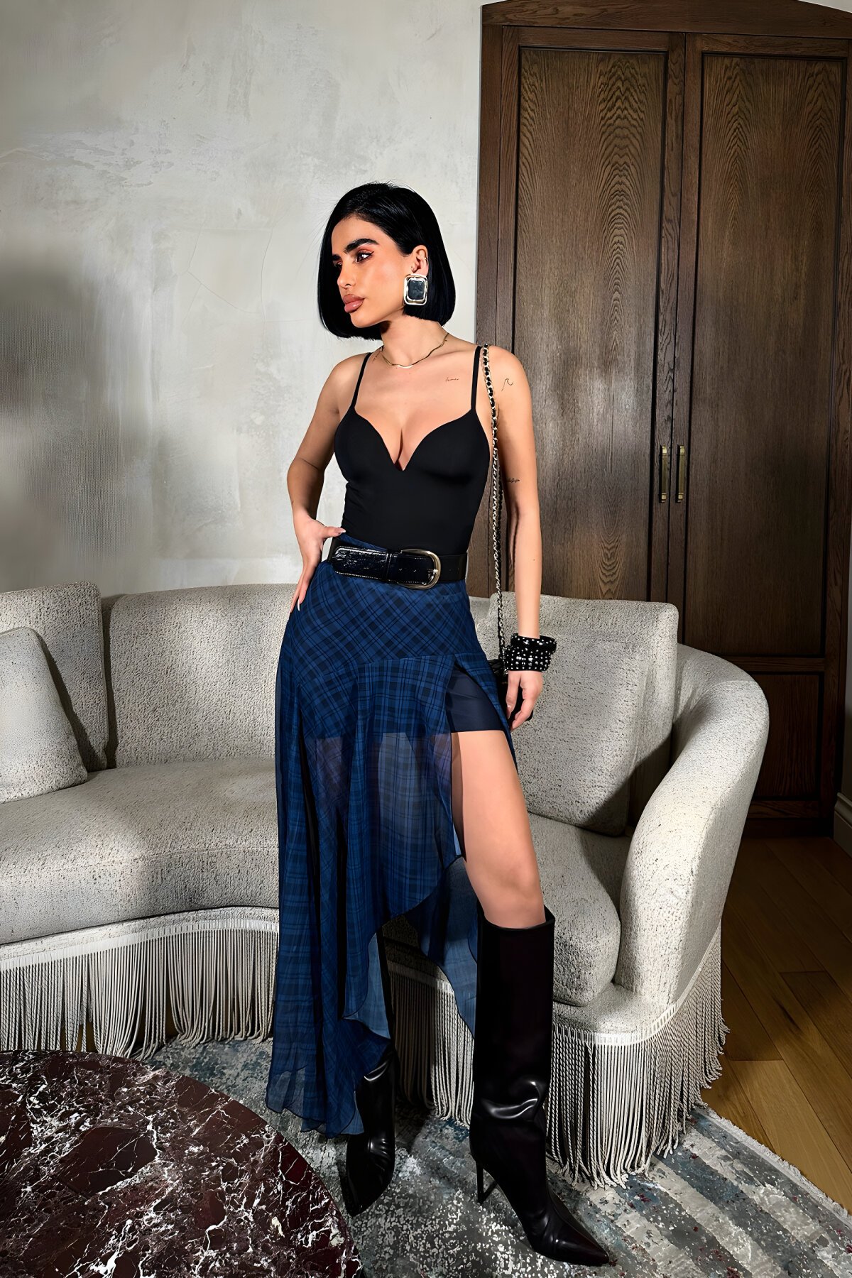 Lacivert Ekose Midi Asimetrik Kesim Yırtmaçlı Etek - VİSKALİ