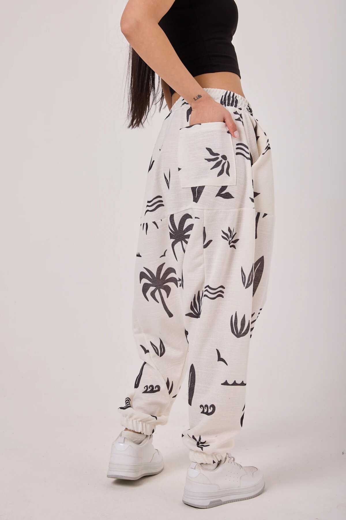 Sporty Printed Harem Pants - White - MEXICO SUPERBLUE