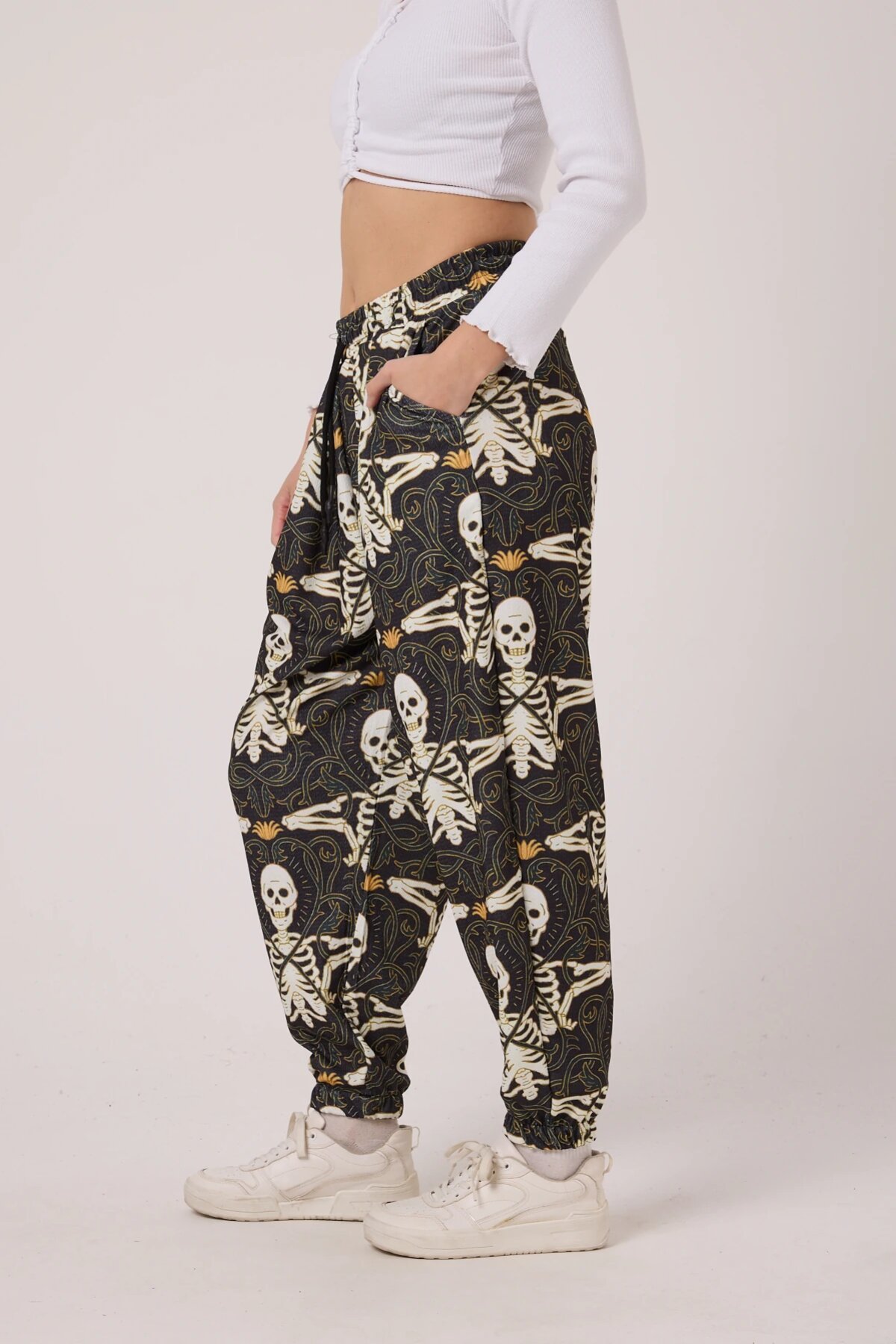 Sporty Harem Printed Crinkle Pants - Khaki - MEXICO SUPERBLUE