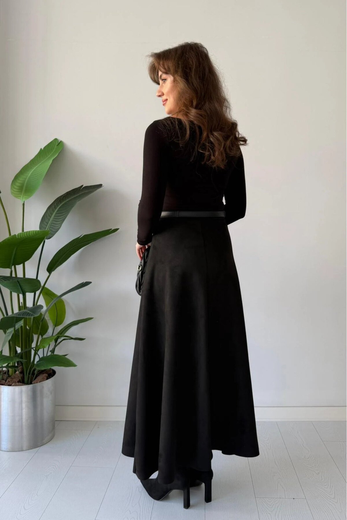 Long A-line Suede Skirt - Black - MOZENA