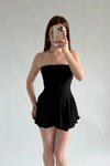 Siyah Büzgülü Mini Straplez Eteği Şortlu Elbise