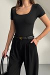 Siyah Kısa Kollu Kare Yaka Bodysuit