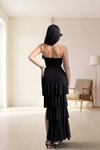 Siyah Uzun Asimetrik Straplez Şifon Elbise