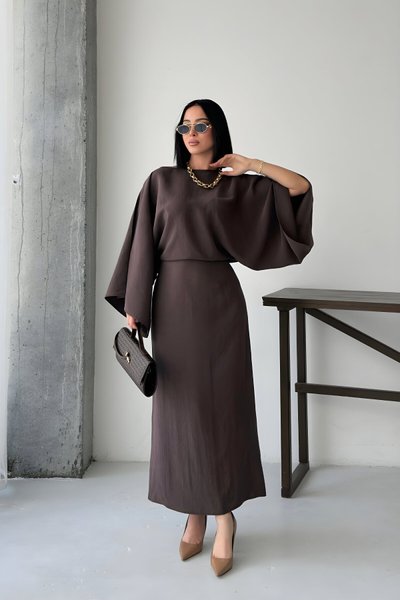 Long Oversized Batwing Sleeve Dress - Brown