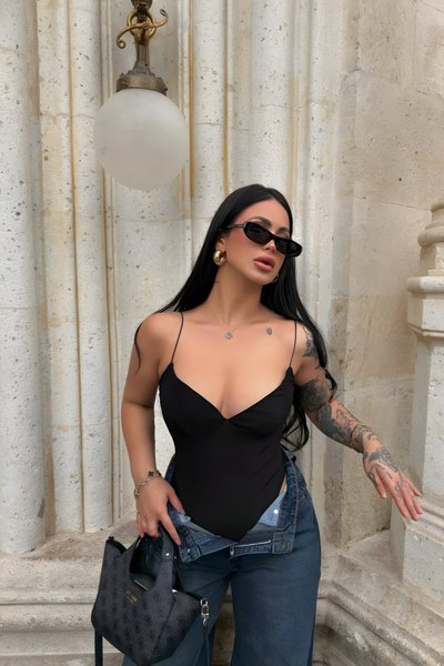 Basic Spaghetti Strap Bodysuit - Black