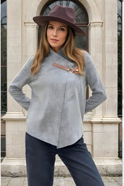 Long Sleeve Fluffy Brooch Buckle Jacket - Beige