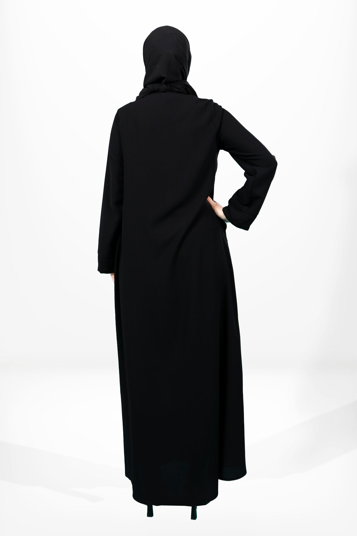 Front Bead-Embroidered Zippered Abaya - Black - Beyza