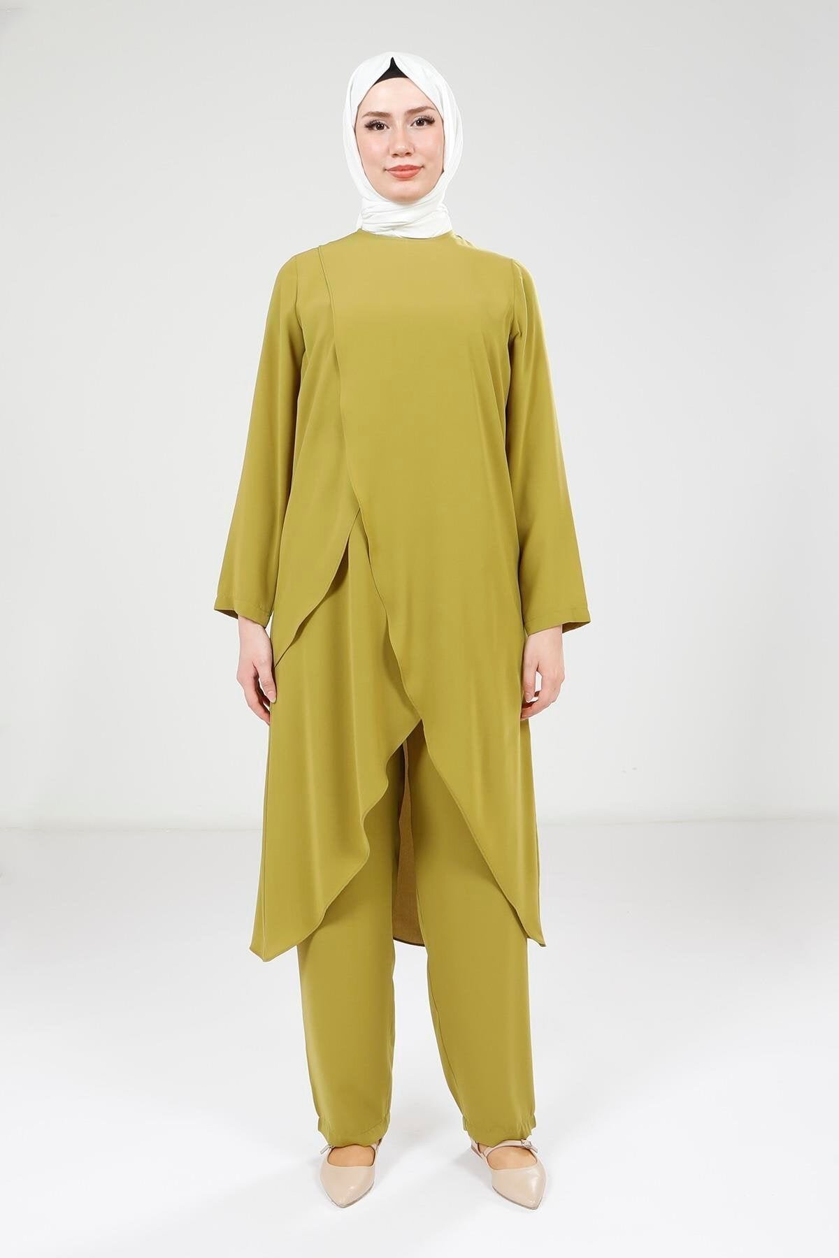 Two-Piece Modest Set - Oil Green - Beyza