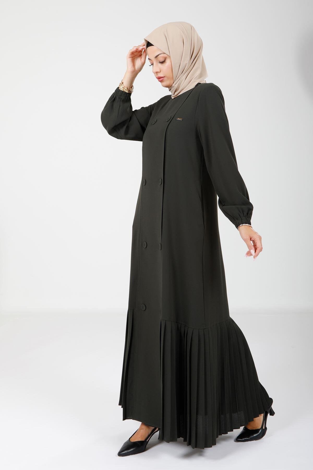 Pleated Buttoned Abaya with Pockets - Green - Beyza