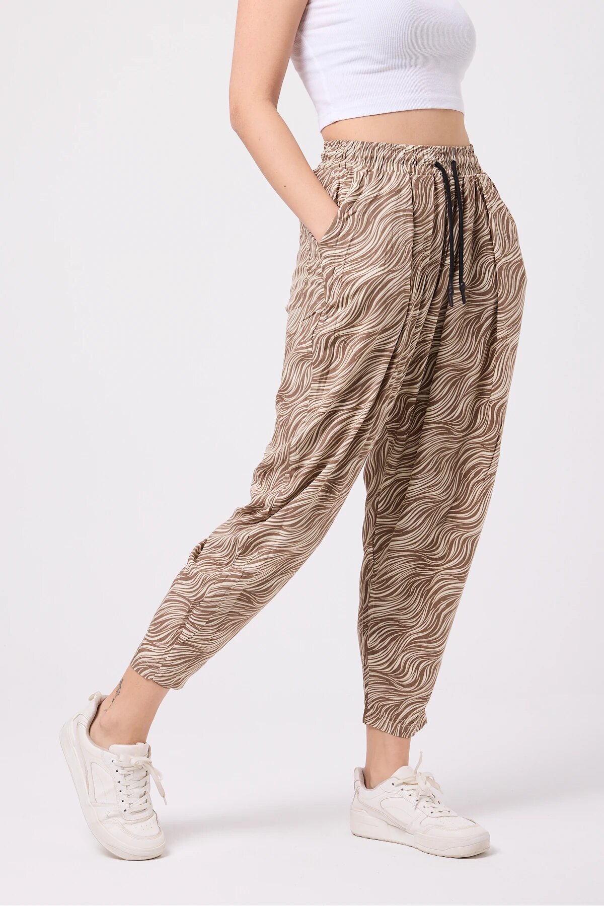 Sporty Harem Printed Pants - Beige - MEXICO SUPERBLUE