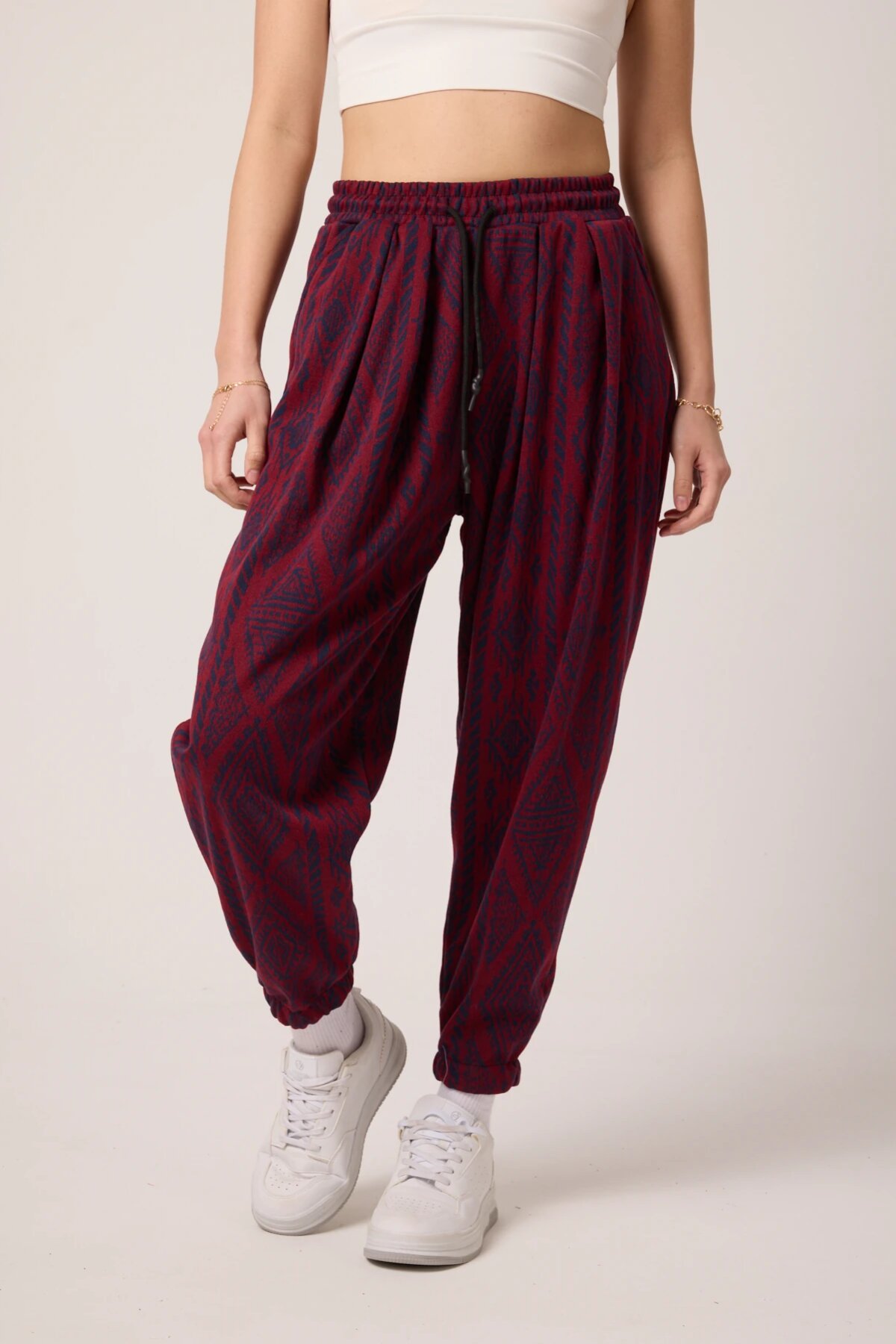 Sport Shalwar Jacquard Pants - Burgundy - MEXICO SUPERBLUE