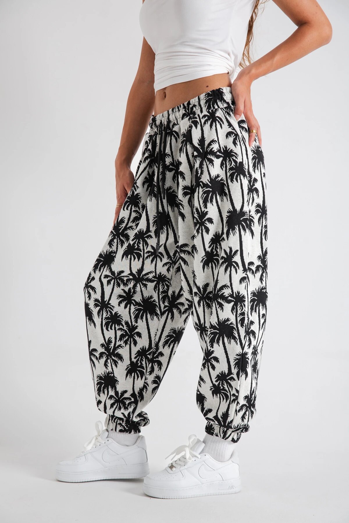 Shalwar Palm Print Pleated Pants - Ecru - MEXICO SUPERBLUE