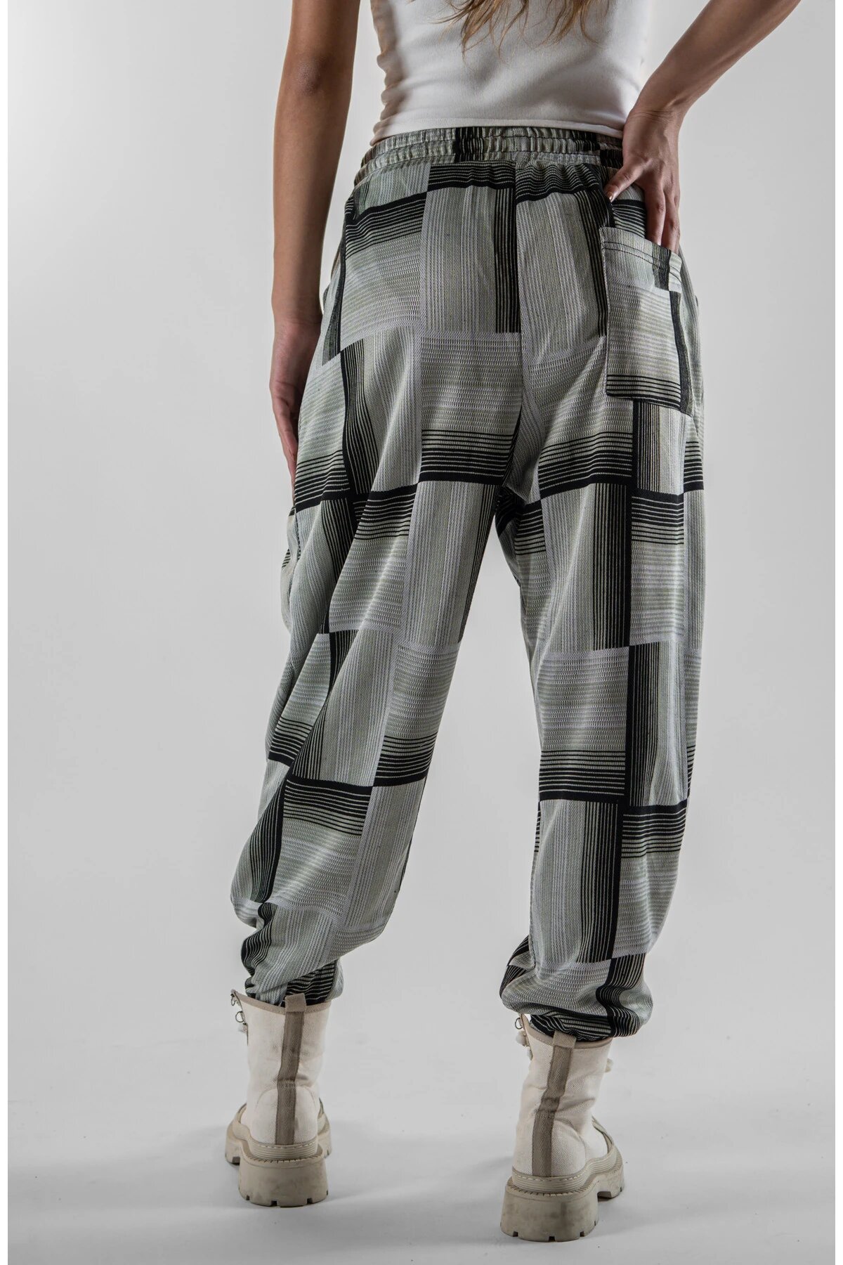 Pleated Plaid Elasticated Hem Pants - Grey - MEXICO SUPERBLUE