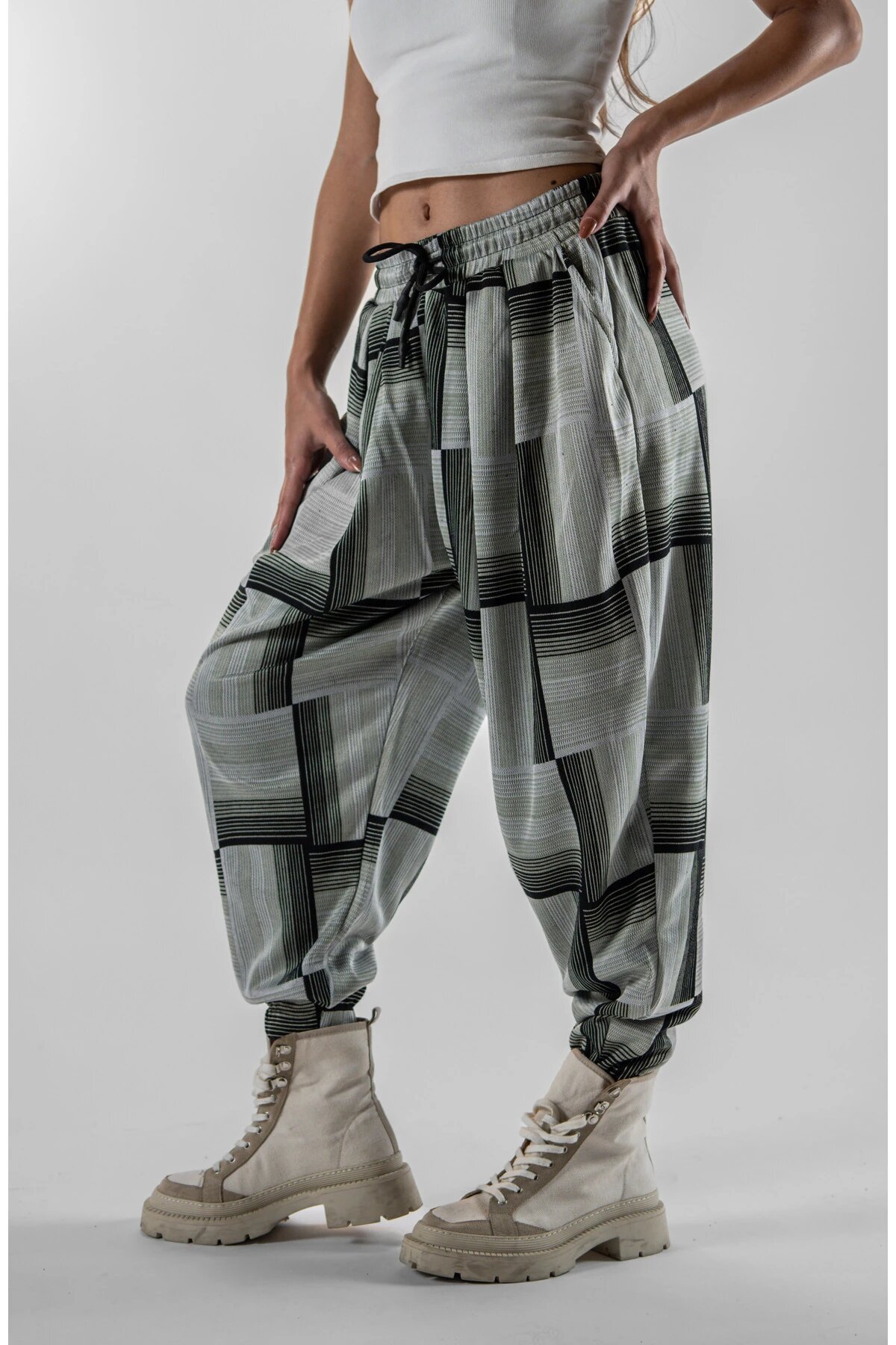 Pleated Plaid Elasticated Hem Pants - Grey - MEXICO SUPERBLUE