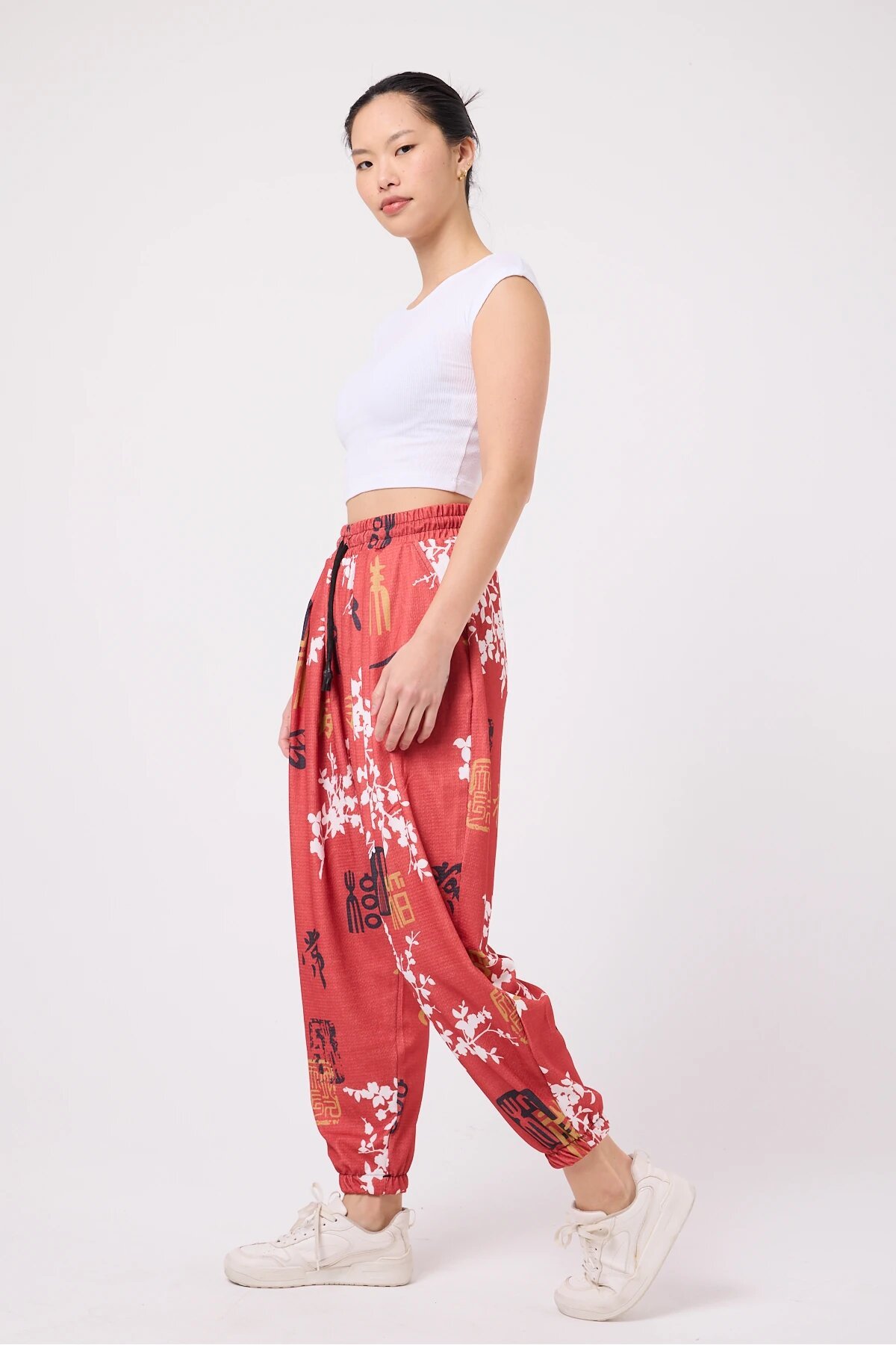 Salwar-Style Printed Crinkle Pants - Red - MEXICO SUPERBLUE