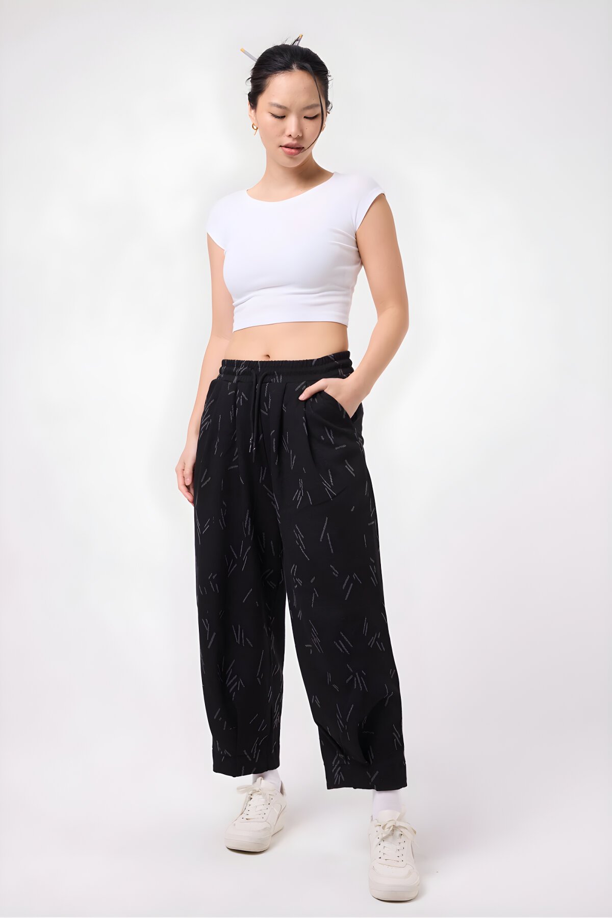 بنطلون فضفاض أسود نمط الشارع بتفاصيل أرجل - MEXICO SUPERBLUE