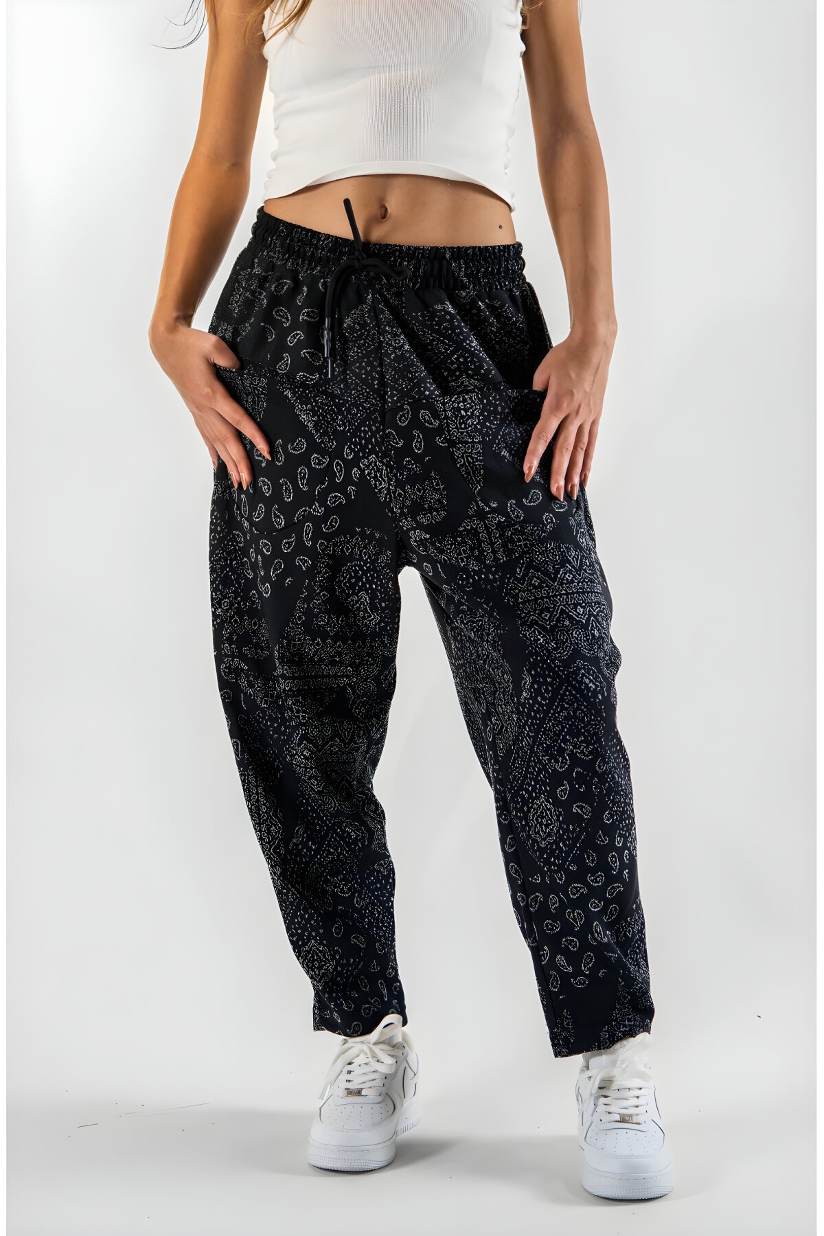 Patterned Jacquard Front Pocket Pants - Black - MEXICO SUPERBLUE