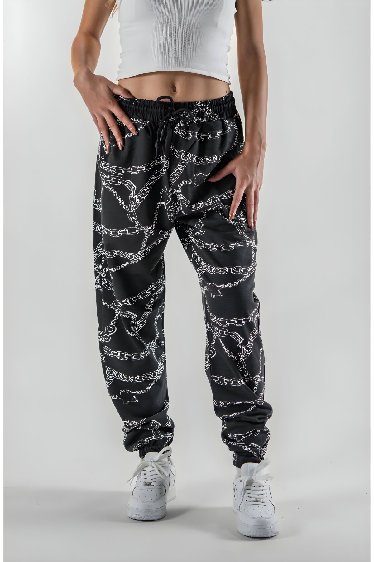 بنطلون جوجر أسود بطبعة سلسلة رقمية - MEXICO SUPERBLUE