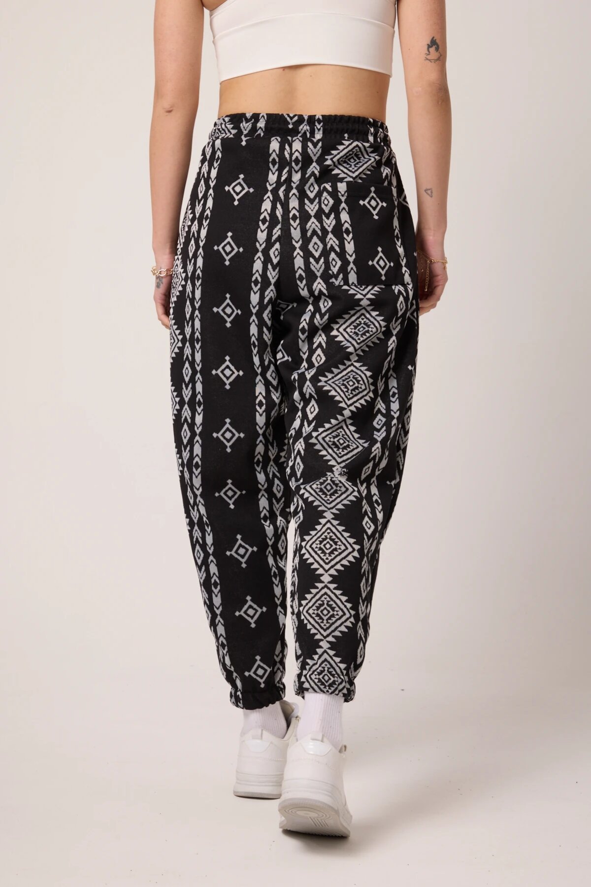 Sporty Shalwar Jacquard Pants - Black - MEXICO SUPERBLUE