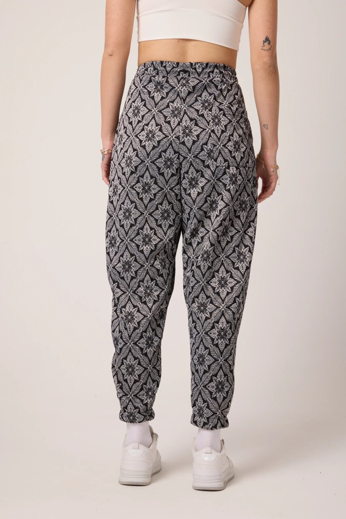 Sporty Shalwar Jacquard Pants - Black - MEXICO SUPERBLUE