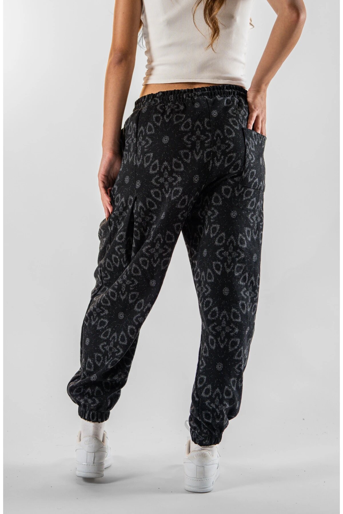 Jogger Jacquard Single Pleated Pants - Black - MEXICO SUPERBLUE