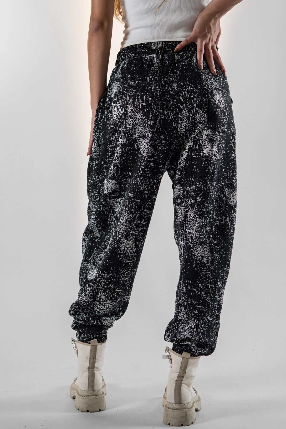 Harem Jacquard Pleated Pants - Black - MEXICO SUPERBLUE