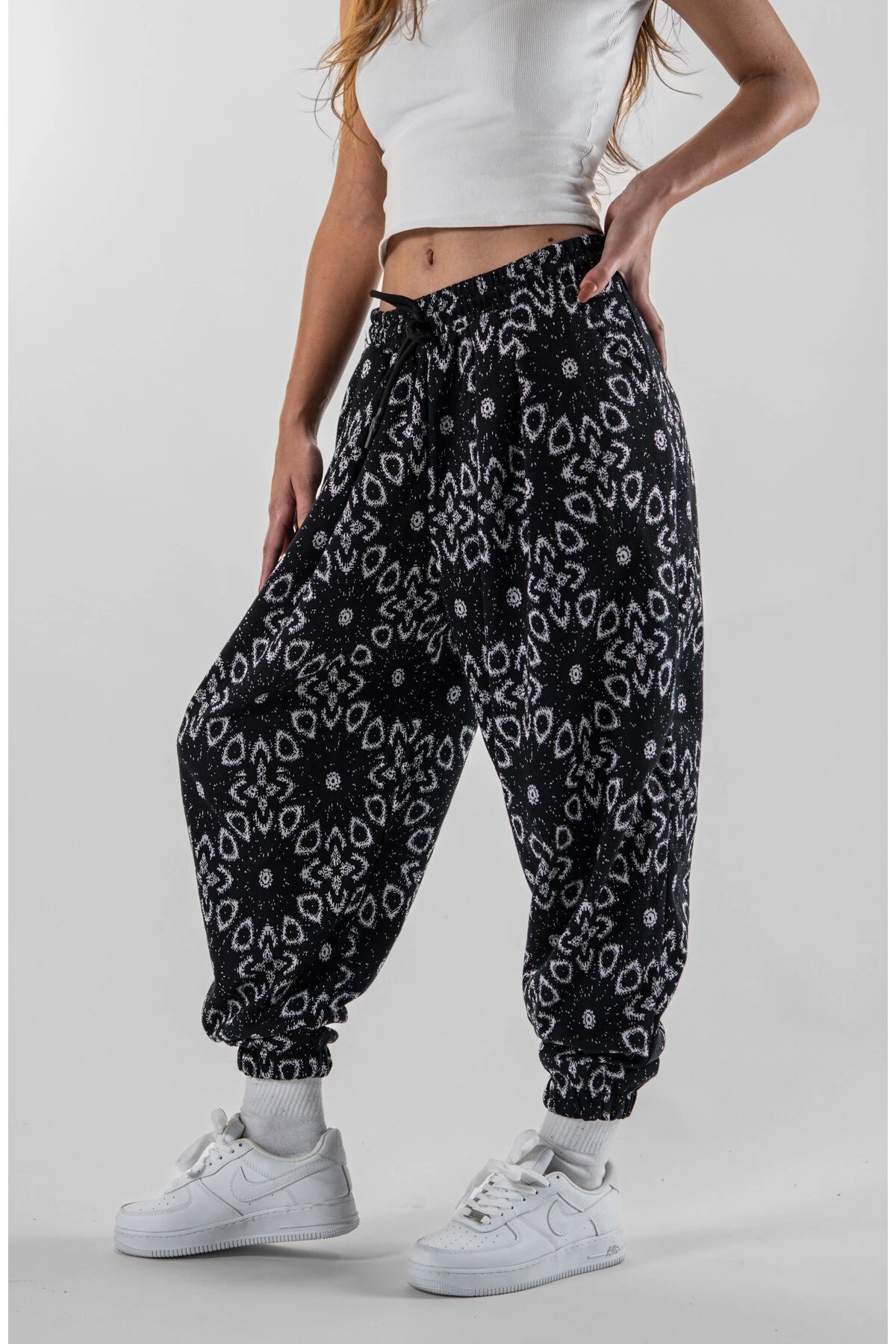 Shalwar Jacquard Pleated Pants - Black - MEXICO SUPERBLUE