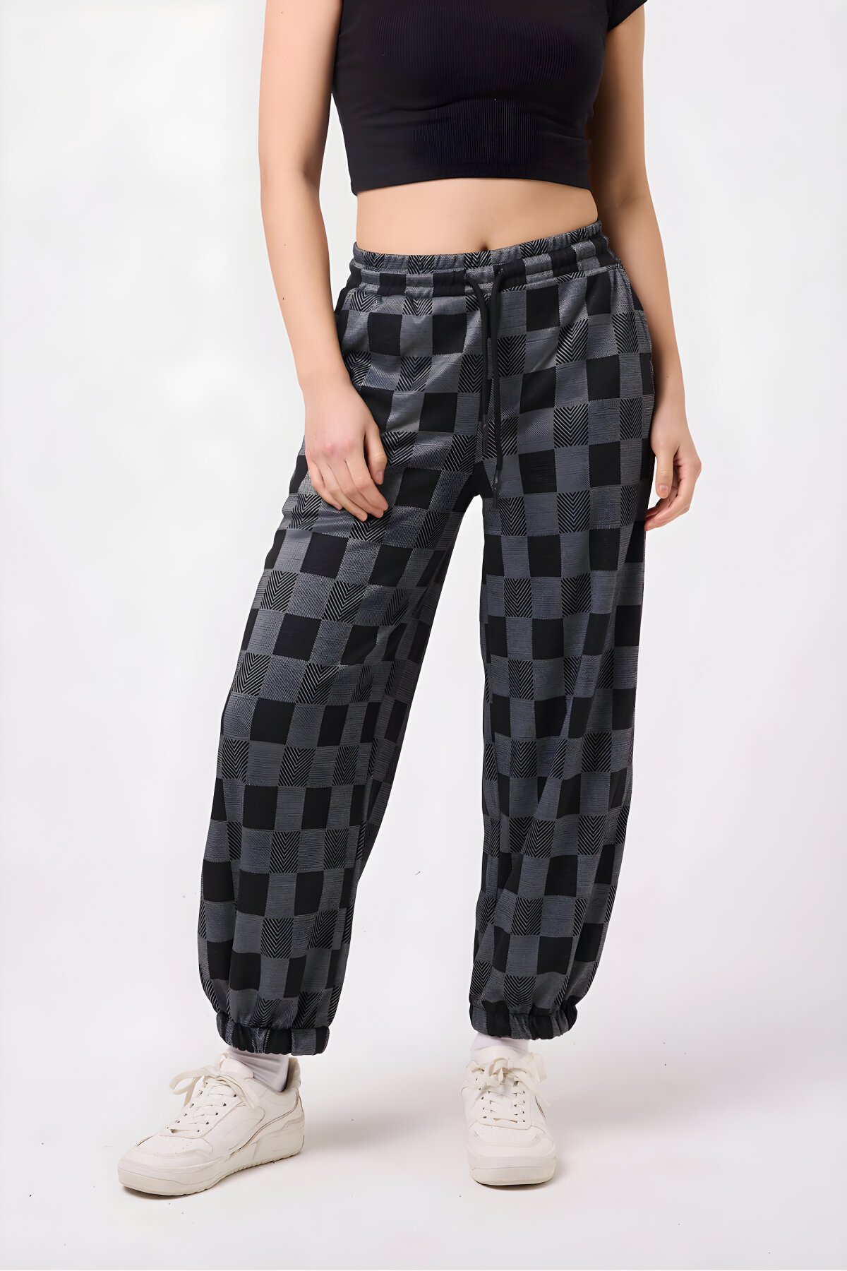 بنطلون فضفاض نمط الشارع أسود بحواف مطاطية - MEXICO SUPERBLUE