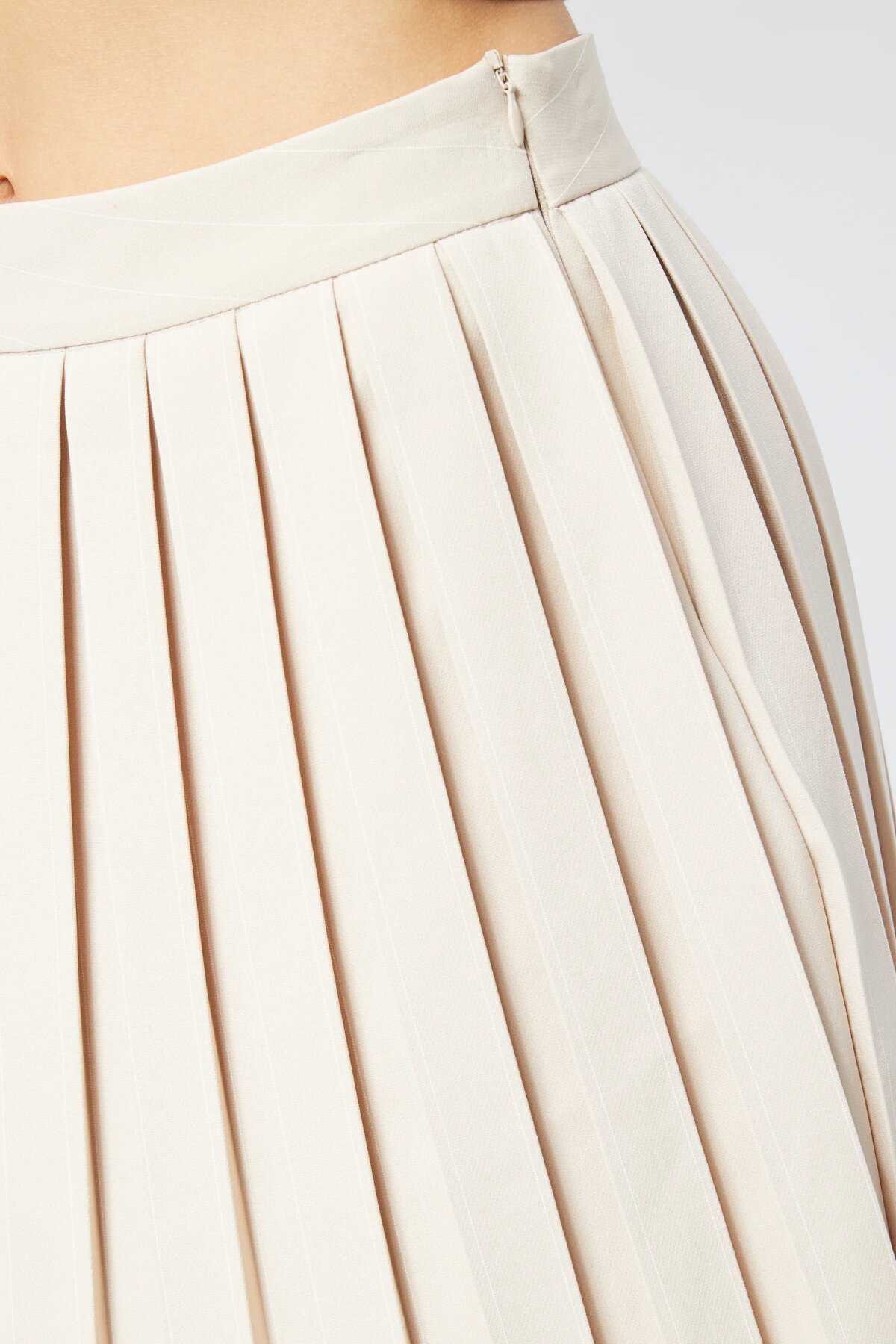 Mini Striped Pleated Skirt - Beige - Milamia
