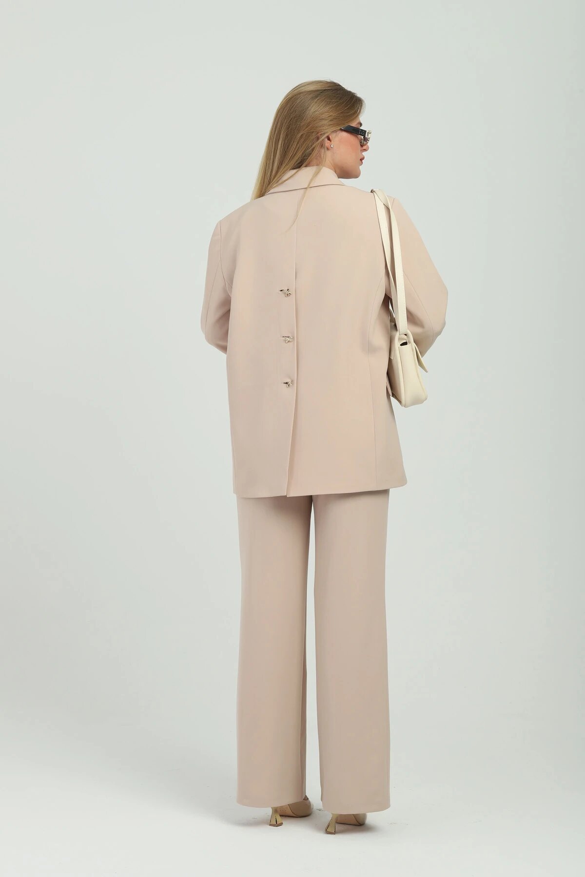 Double-Breasted Button-Detail Suit - Beige - Milamia
