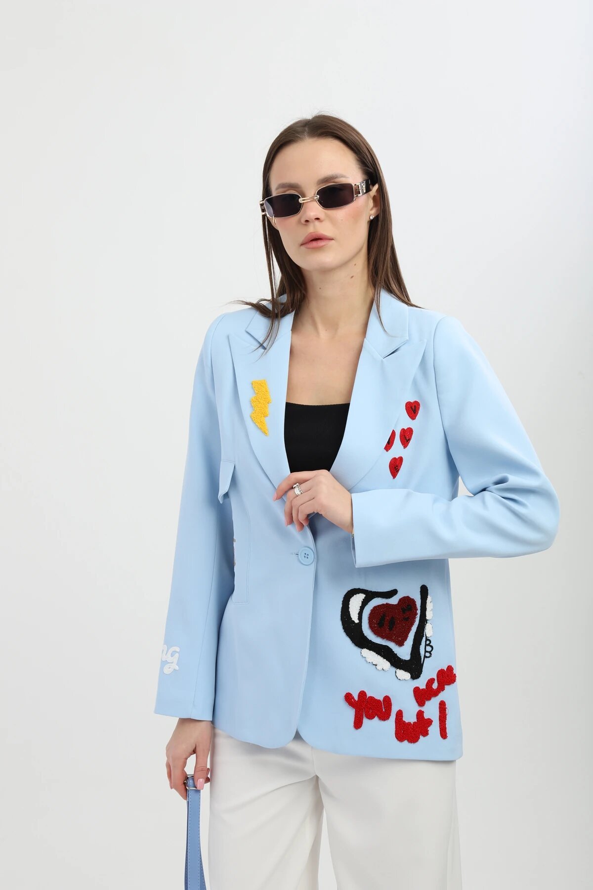 جاكيت بليزر لون أزرق بمطرزات - Milamia