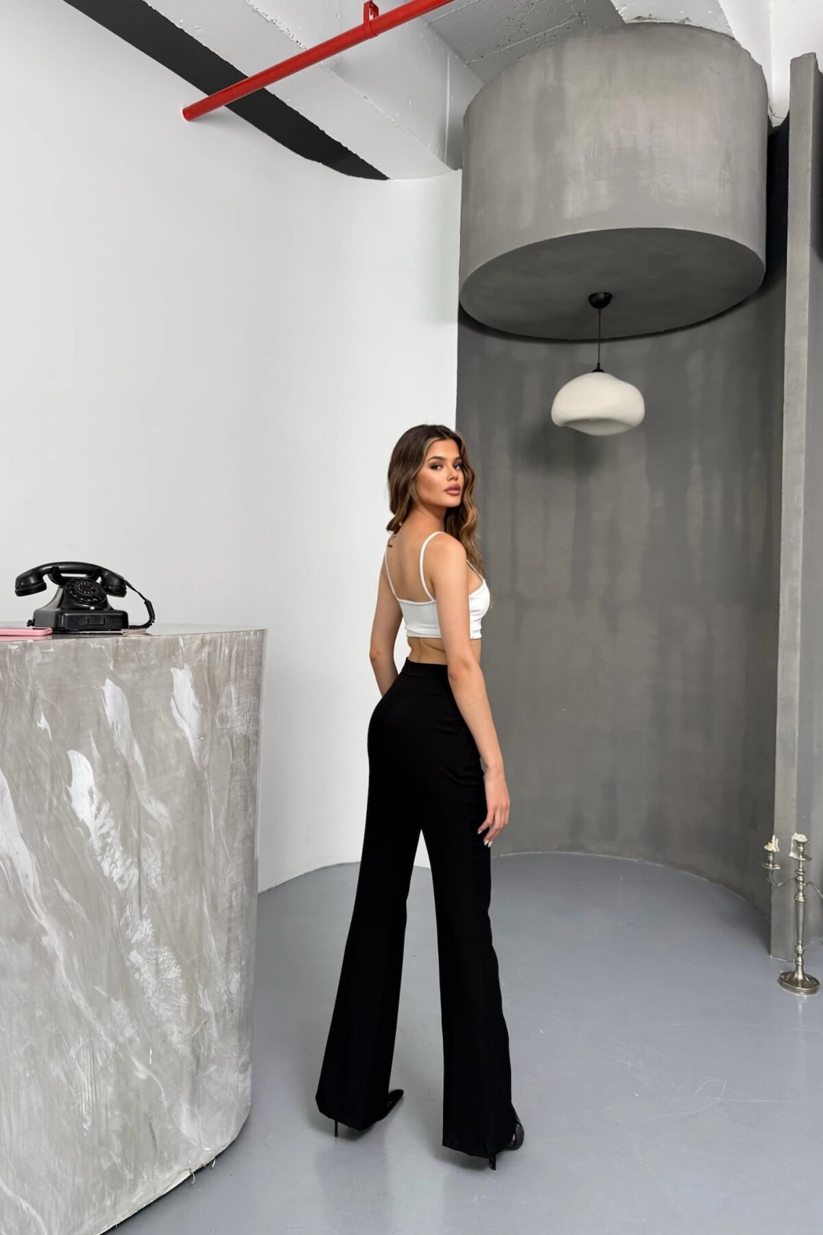 High-waist Wide-leg Pants - Black - Milamia