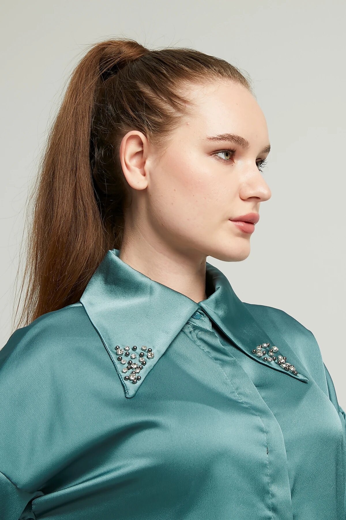 Satin Stone-Detailed Collar Shirt - Emerald - Milamia