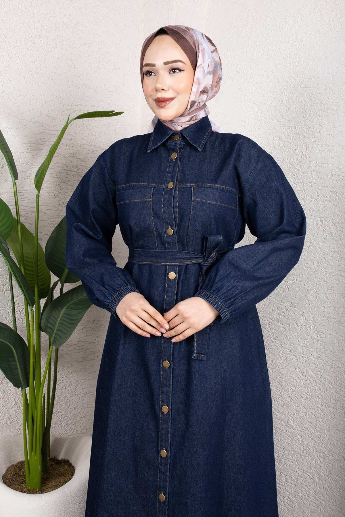 Koyu Mavi Gömlek Yaka Kemerli Denim Tesettür Takım - Misskayle