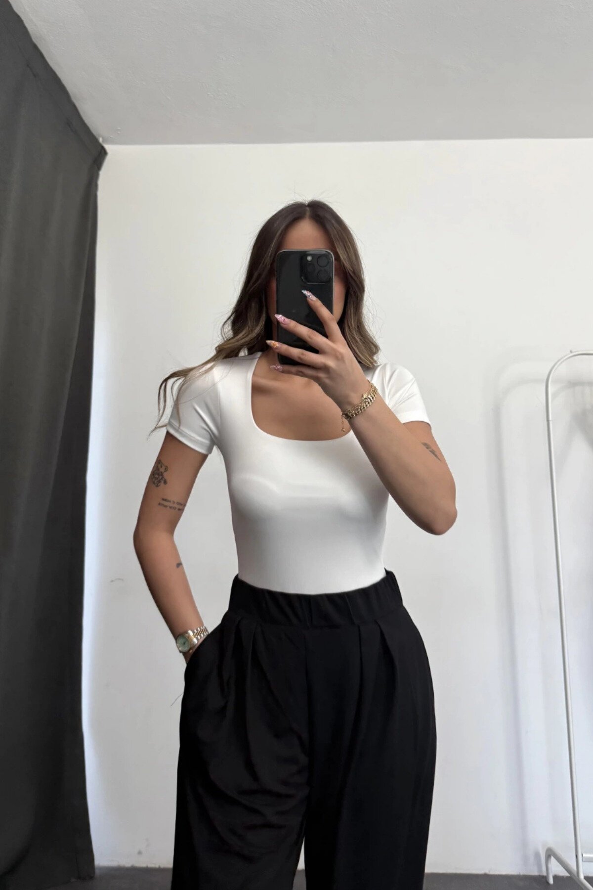 Basic Square-Neck Bodysuit - White - MOZENA