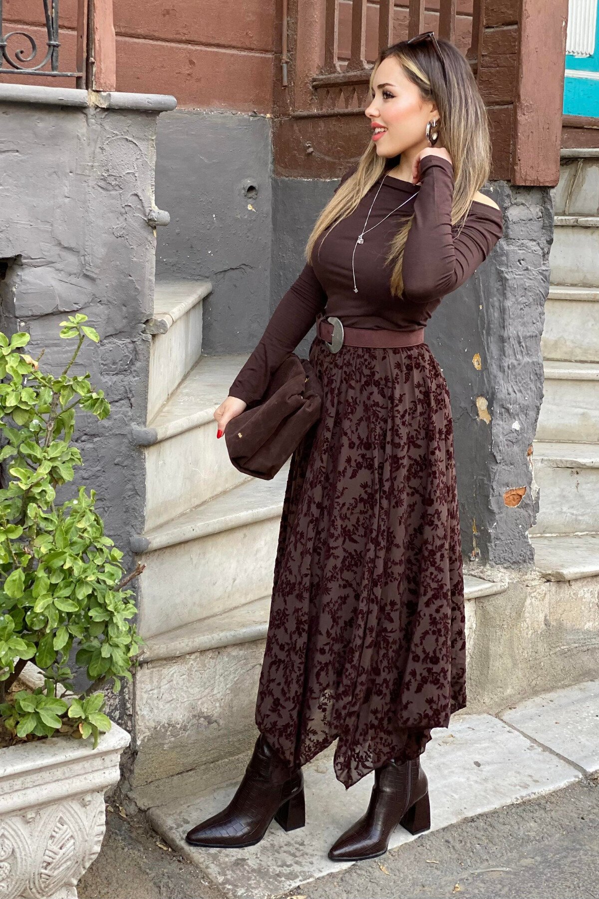Long Flower-Embroidered Skirt - Brown - MOZENA