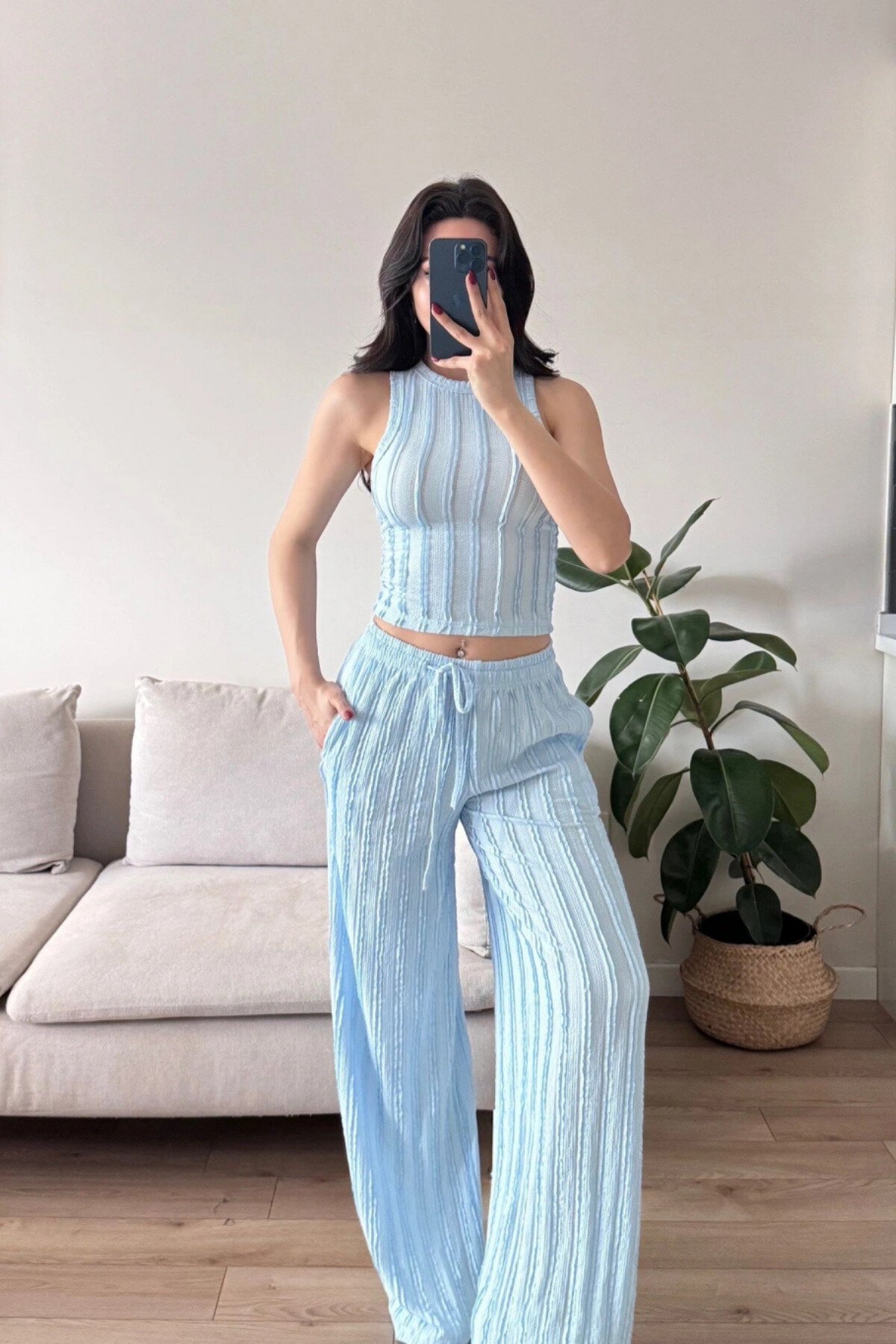 Mavi Halter Yaka Ters Dikiş Crop Pantolon Takım - MOZENA