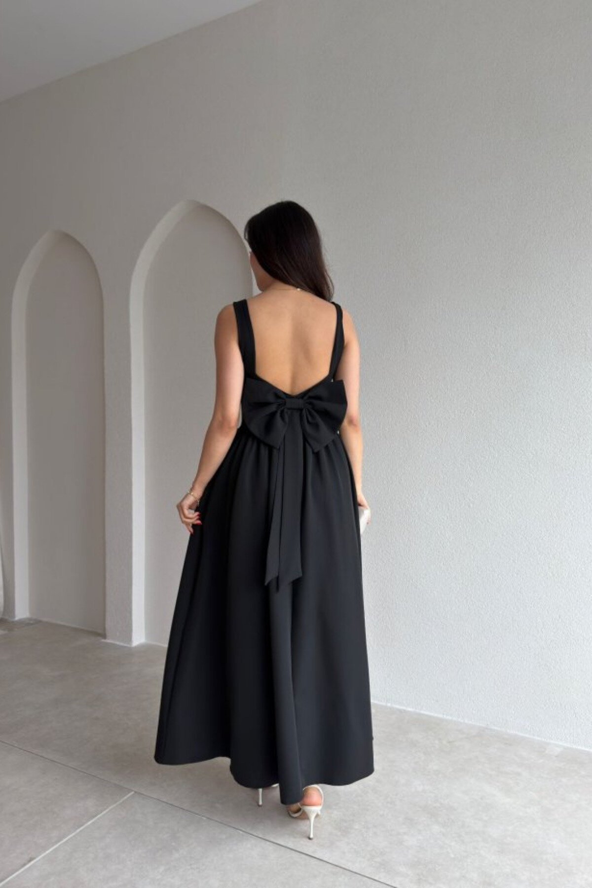 Midi Square-Neck Bow-Detail Dress - Black - MOZENA